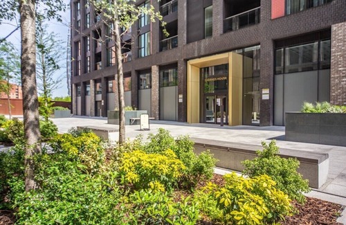 Nine Elms Condo | Luxury Two bed by the US Embassy
