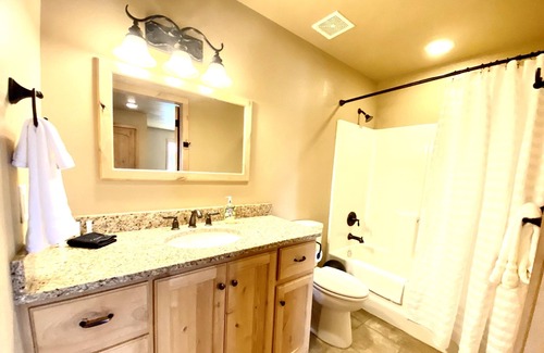 Rexburg Apartment | Luxury Two Bedroom Double King suite #7