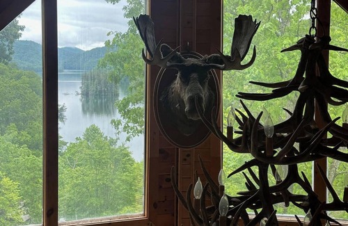 Topton Cabin | Luxury Vacation Home on water w/dock, boat slip and amazing views