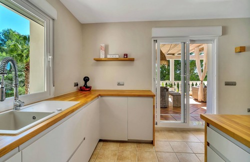 Altea la Vella Villa | Luxury vacation villa with pool. Just 5 minutes from beach, golf and village!