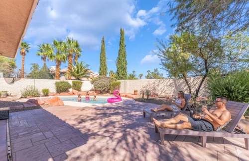 Las Vegas House | Luxury Vegas Escape, Pool, Playroom & Master Bedroom Suite/w Jacuzzi Tub