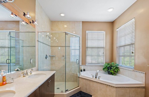 Lauderdale-by-the-Sea Villa | Luxury Villa walk to the beach