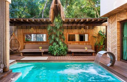 Zama Villa | Luxury Vibes Villa Pool with Jacuzzi Concierge 5BR
