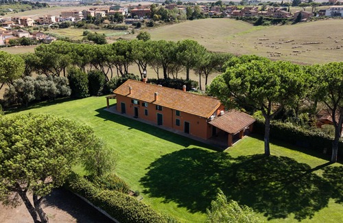 Rome Province Villa | Luxury Villa Nearby South Rome