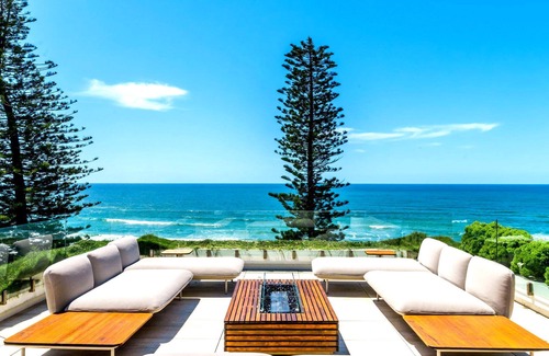 Bogangar House | Luxury Villas Caba Beach House (Walk to Beach)