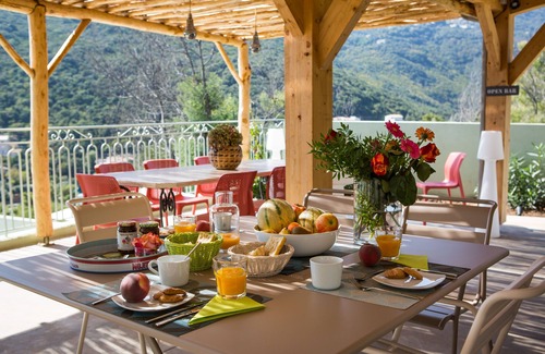 Figarella Villa | Luxury villa with sea view and swimming pool for 14 people