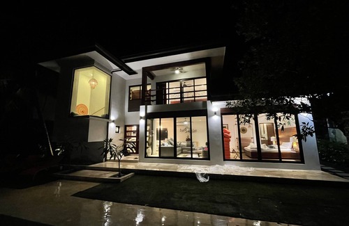 Tamarindo Villa | Luxury Villa/10 p Max/5-7 Min to Tamarindo/Beach Club Access