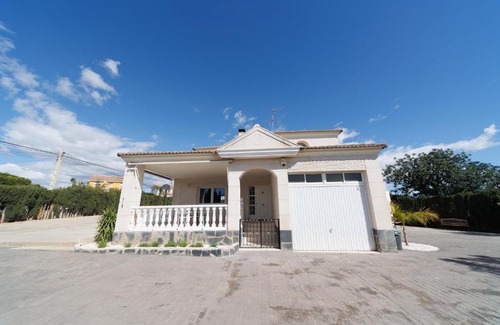 Lliria House | Luxury villa 20 minutes from Valencia