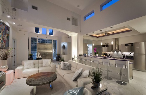 Bonita Springs House | Luxury Villa 4 bed/4 bath on canal access to the Golf 30 min, beach 8 min away