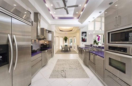 Bonita Springs House | Luxury Villa 4 bed/4 bath on canal access to the Golf 30 min, beach 8 min away