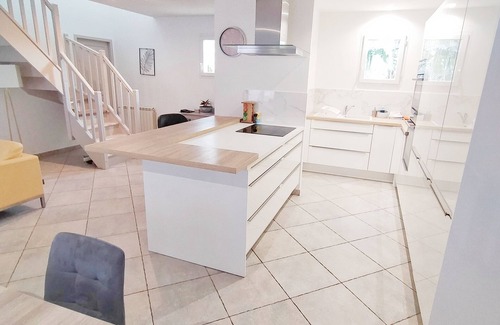 Beaulieu Villa | Luxury villa for 6/8 people/pool & air-conditioned living room/25min from beaches & Montpellier