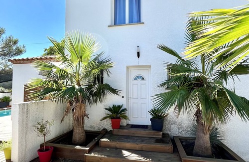 Beaulieu Villa | Luxury villa for 6/8 people/pool & air-conditioned living room/25min from beaches & Montpellier