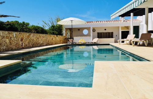 Cala Llonga Villa | Luxury Villa-Heated private salt pool, fantastic view, quiet location near Mahon
