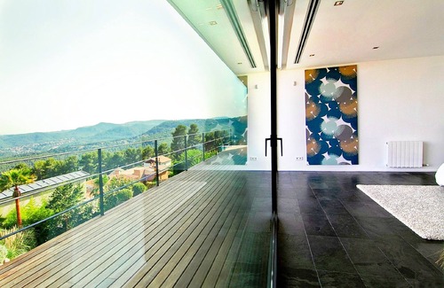 Fontpineda House | Luxury Villa in Barcelona with Private Pool