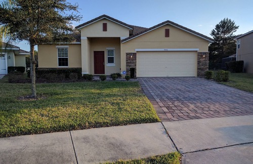 Calabria Villa | Luxury Villa Near Orlando's Attractions - Tranquil & Modern