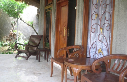 Temukus Villa | Luxury Villa On The Beach In Lovina Beach Bali