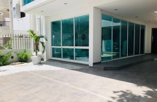 Cartagena House | Luxury villa, overlooking the beach