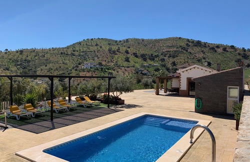 Casabermeja Villa | Luxury Villa Private Pool with Spectacular views and Free Wifi