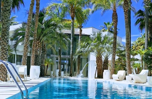 Marinella di Selinunte Villa | Luxury Villa, Private Pool, large Garden, Wi-Fi