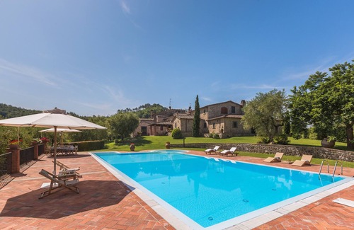 Monsummano Terme Villa | Luxury villa with pool and fitness room