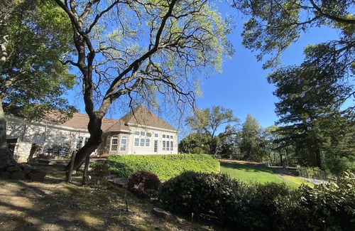 Green Valley House | Luxury Villa with 6k sqft House in a 2 Acre Vineyard