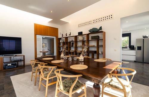 Marbella Villa | Luxury villa with amazing views in Altos de Los Monteros, Marbella