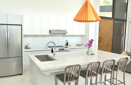 Tamarindo Villa | Luxury Villa with High-Speed Wi-Fi, Salt Water Pool, Fire Pit & Roof Terrace!
