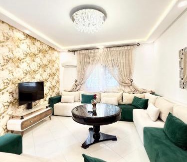 Mallalienne Villa | Luxury Villa with Pool & Garden5km from Cabo
