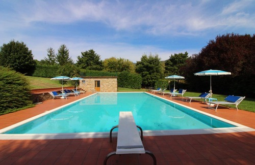 Subbiano Villa | Luxury villa with private pool, outdoor Jacuzzi, billiard room and air conditioning, situated at the