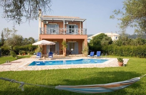Lefkada Town Villa | Luxury villa with private pool, 0,5km from beach and 0,5 km from town