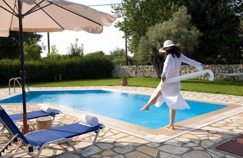 Lefkada Town Villa | Luxury villa with private pool, 0,5km from beach and 0,5 km from town