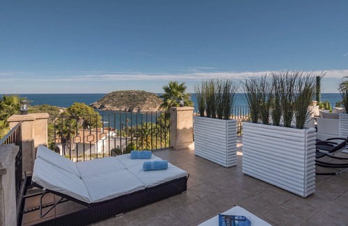 Mar Azul Villa | Luxury villa with sea views - 400m from famous Portichol beach and 5 bedrooms.
