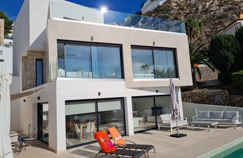 Salobrena Villa | Luxury villa with stunning views and swimming pool