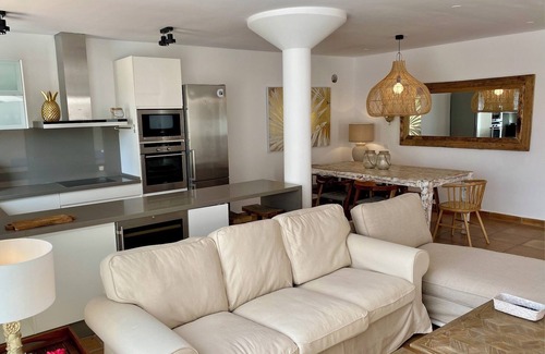 Bahia Calma House | Luxury Villa With Wonderful Oceanview, Private Heated Pool & Wifi