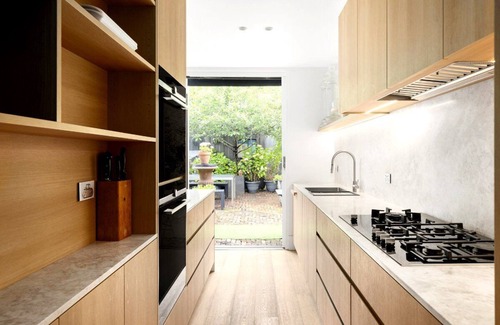 South Yarra House | Luxury Villas Sorrento House (With Car Parking)