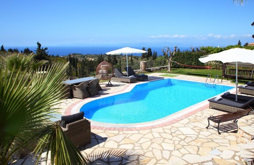 Tsoukaladhes House | Luxury villas thanasis close to Kathisma