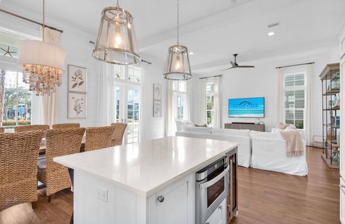 Watercolor House | Luxury WaterColor Home with Resort Amenities, Golf Cart & 4 Bikes