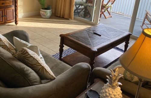 Florida Central Atlantic Coast Resort | Luxury waterfront/5* Resort/Sleep6/1Mile To Disney View calendar