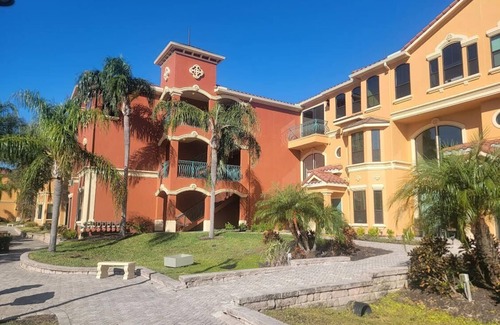 Cove Cay Condo | Luxury Waterfront Condo
