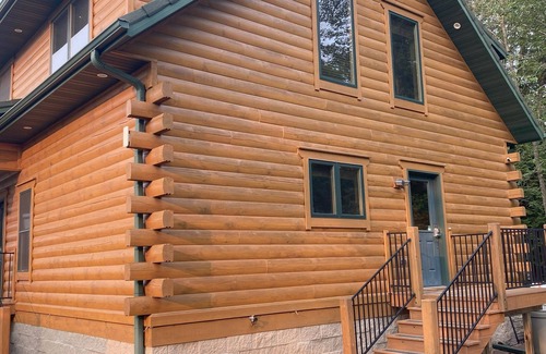 Crivitz Cabin | Luxury Waterfront Log Cabin . Memories Abound