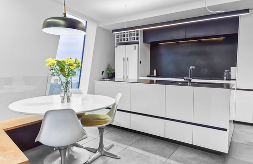 Northland Villa | Luxury Wellington Accomodation with Postcard Harbour Views.