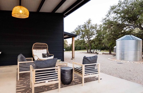 Fredericksburg House | Luxury Yurt in Texas Wine Country