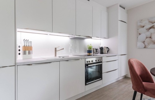 Zingst Apartment | Luxus Ferienwhg. für 4 Per. am Meer mit Sauna, Kamin, Garten und Waschmaschine