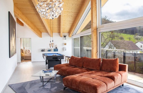 Wollbach Apartment | Luxus Loftboxspringbettheimkinonähech