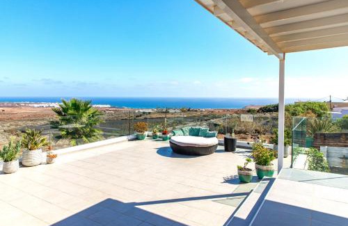 Tabayesco Villa | Luxus Villa mit 5 Schlafzimmern, Heated Pool, PS4, Fitnessraum