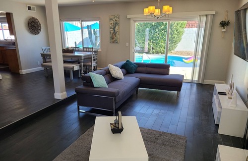 Winchester Villa | ➤ LUXY Vacation Villa Resort w/ Game Room 10min STRIP