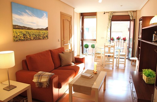Prosperidad Apartment | Luz con Balcón en Pleno Madrid