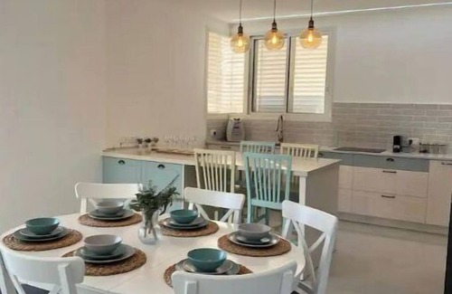 Rishon LeTsiyon Apartment | Luz Mansion ~ Lux & Comfy