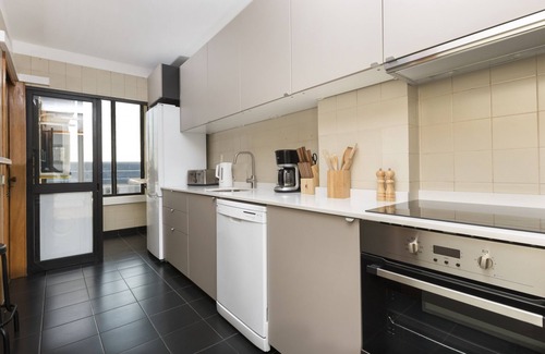 Paranhos Apartment | LV Premier MQ2- View, AC, elevator, balcony