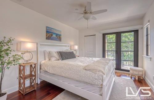 Downtown Fort Lauderdale House | LVS Villa Alba- Walk2LasOlas, HeatedPool, RoofTopTerrace